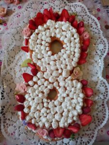 decoration-recette-number-cake-sans-gluten-sans-produits-laitiers-aux-fruits-rouges